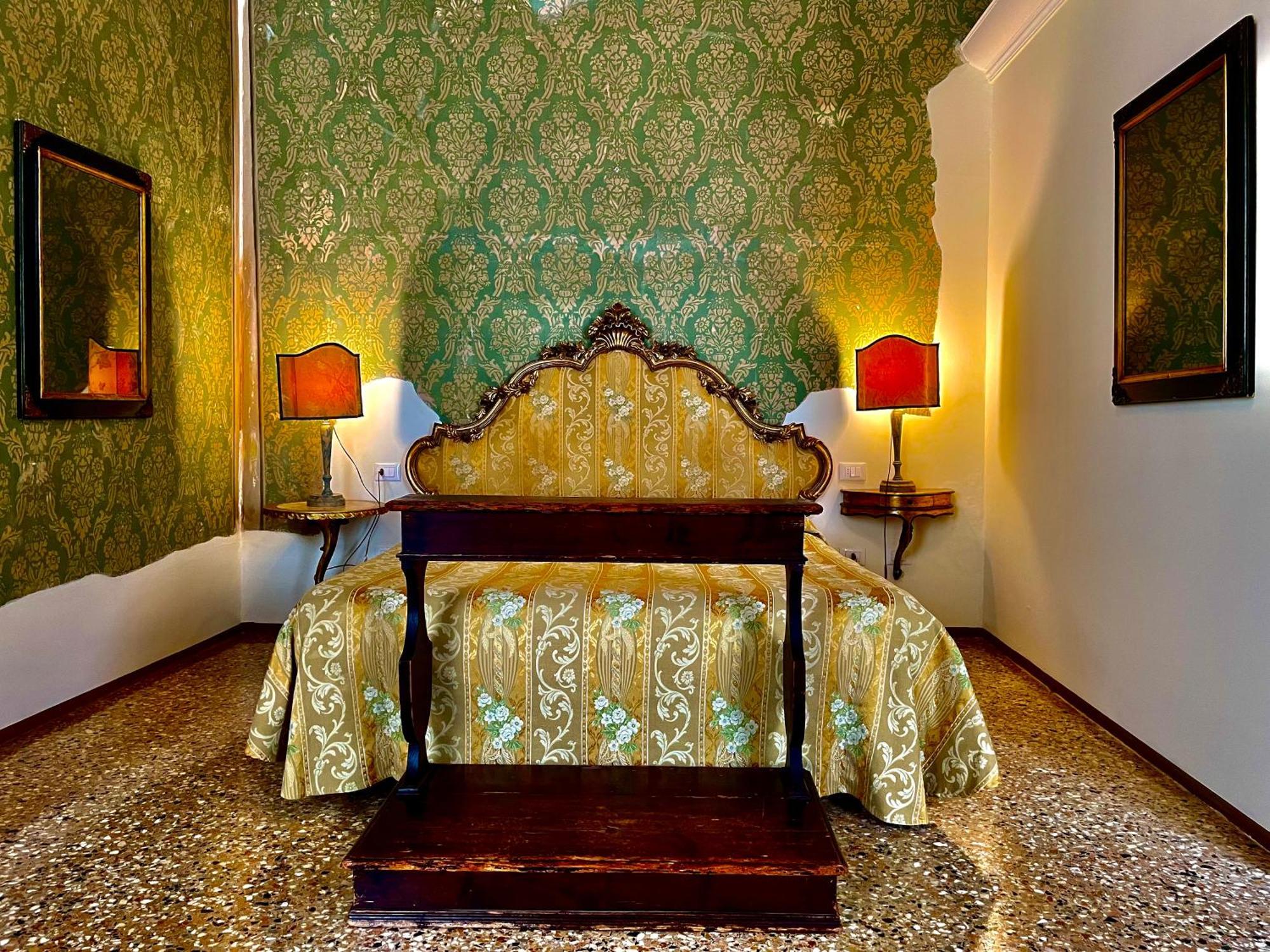 Console Palais Hotel Venetië Buitenkant foto